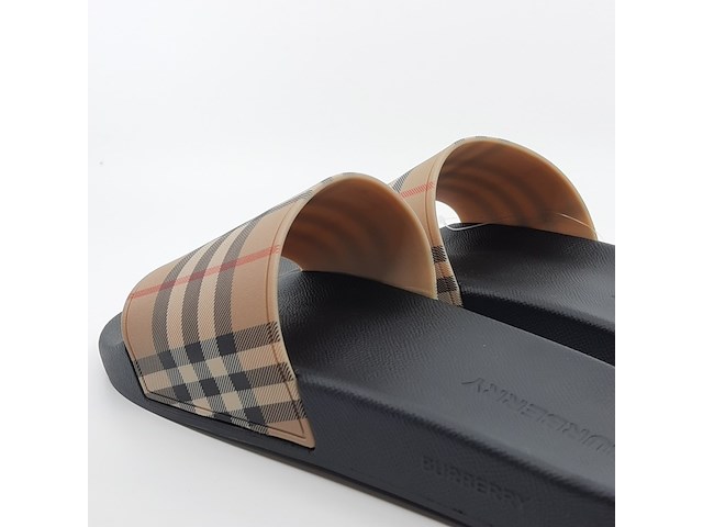 Paar slippers, maat 44, burberry - afbeelding 10 van  12