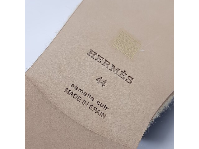Paar slippers, maat 44, hermès - afbeelding 4 van  13