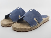 Paar slippers, maat 44, hermès