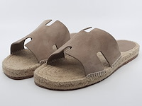 Paar slippers, maat 44, hermès - afbeelding 1 van  12