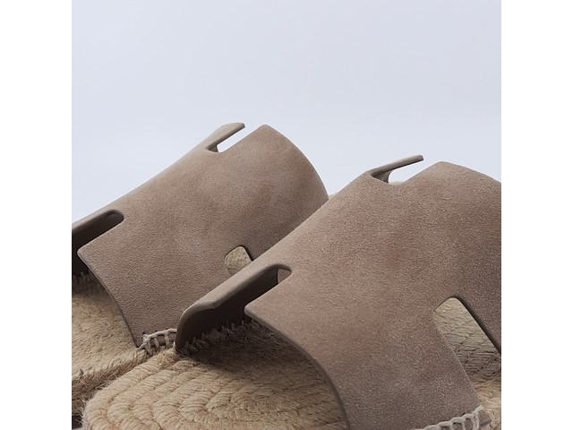 Paar slippers, maat 44, hermès - afbeelding 6 van  12