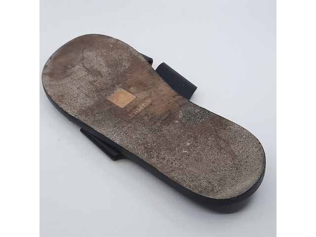 Paar slippers, maat 44, hermès - afbeelding 3 van  13