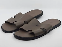 Paar slippers, maat 45, hermès, af7221824zh2503 - afbeelding 1 van  10