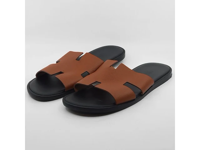 Paar slippers, maat 45, hermès - afbeelding 1 van  11