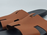 Paar slippers, maat 45, hermès - afbeelding 5 van  11