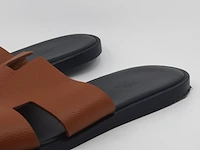 Paar slippers, maat 45, hermès - afbeelding 6 van  11