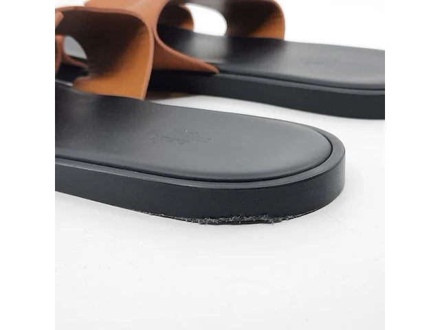 Paar slippers, maat 45, hermès - afbeelding 9 van  11