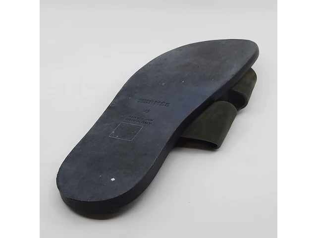 Paar slippers, maat 45, hermès - afbeelding 2 van  11