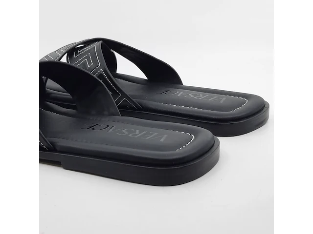 Paar slippers, maat 45, versace - afbeelding 8 van  11