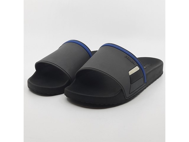 Paar slippers, maat 7, prada, 4x3102 - afbeelding 1 van  10