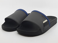 Paar slippers, maat 7, prada, 4x3102 - afbeelding 1 van  10