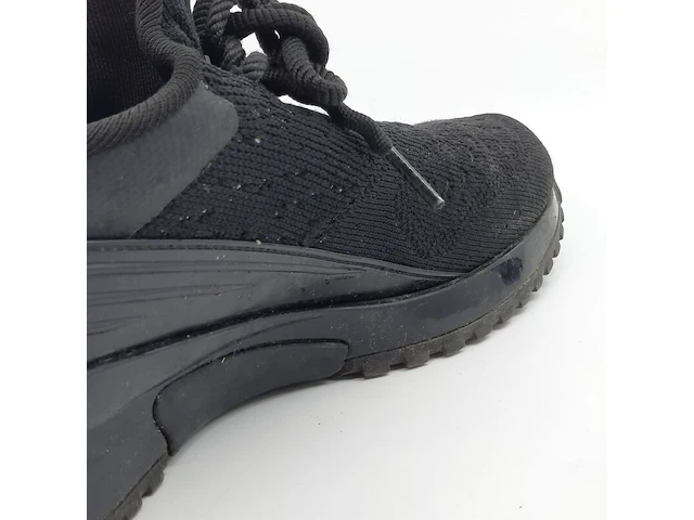 Paar sneakers, louis vuitton - afbeelding 9 van  19