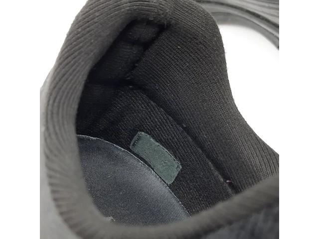 Paar sneakers, louis vuitton - afbeelding 18 van  19
