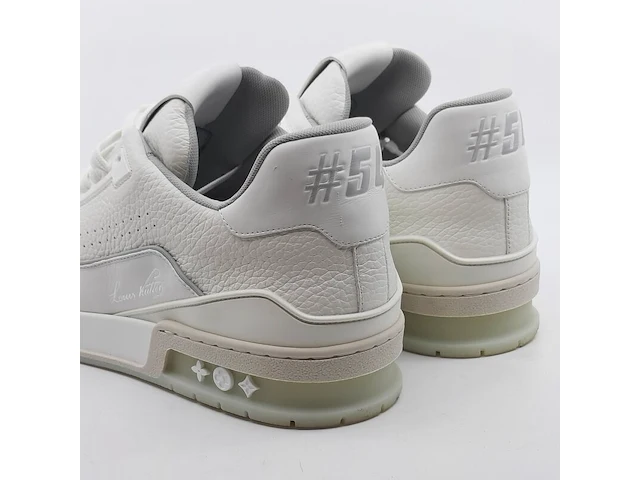 Paar sneakers, maat 10, louis vuitton, fd 0212 - afbeelding 12 van  14