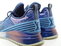 Paar sneakers, maat 10, louis vuitton - afbeelding 6 van  9