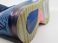 Paar sneakers, maat 10, louis vuitton - afbeelding 9 van  9