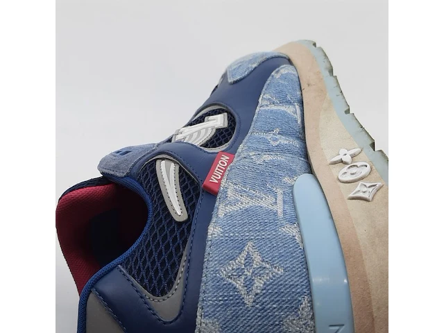 Paar sneakers, maat 11, louis vuitton, g0 0284 - afbeelding 2 van  11