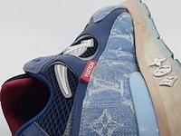 Paar sneakers, maat 11, louis vuitton, g0 0284 - afbeelding 2 van  11