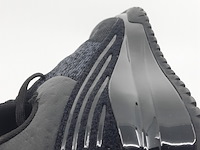 Paar sneakers, maat 11, louis vuitton - afbeelding 9 van  10