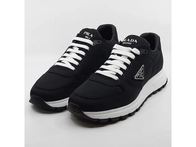 Paar sneakers, maat 11, prada, 2ee369 - afbeelding 1 van  14