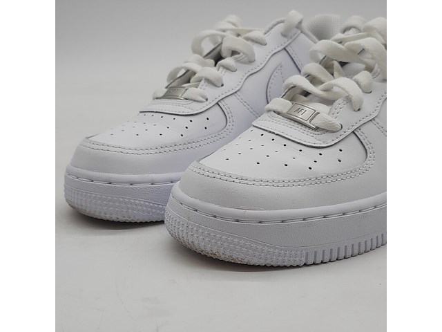 Paar sneakers, maat 36 1/2, nike, air force one fv5951-111 - afbeelding 2 van  8