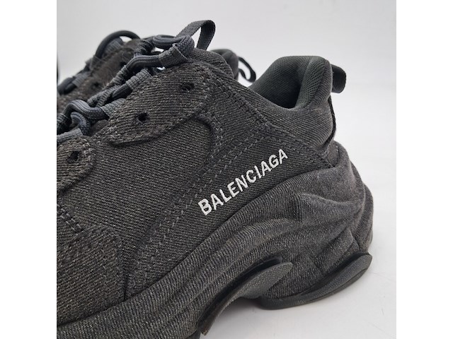Paar sneakers, maat 36, balenciaga, triple s - afbeelding 4 van  10
