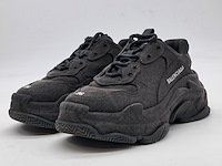 Paar sneakers, maat 36, balenciaga, triple s - afbeelding 1 van  10