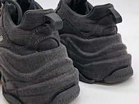 Paar sneakers, maat 36, balenciaga, triple s - afbeelding 6 van  10