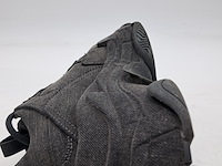 Paar sneakers, maat 36, balenciaga, triple s - afbeelding 8 van  10