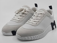 Paar sneakers, maat 37, hermés