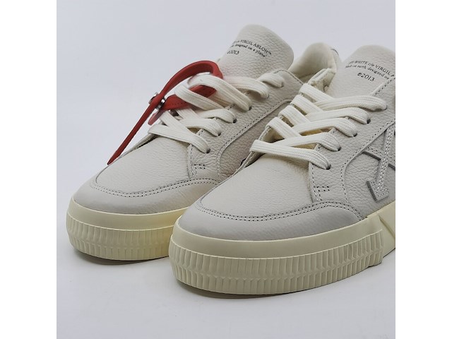 Paar sneakers, maat 37, off white, low vulcanized calf leathe beig - afbeelding 5 van  12