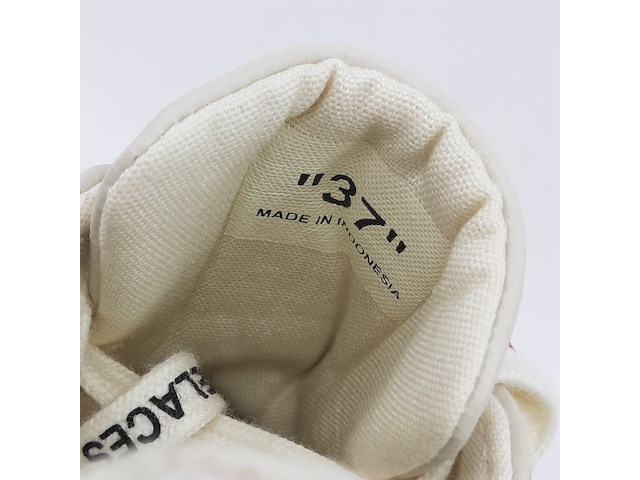 Paar sneakers, maat 37, off white, low vulcanized calf leathe beig - afbeelding 11 van  12