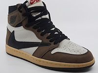 Paar sneakers, maat 40 1/2, nike, air jordan cd4487-100 - afbeelding 11 van  21