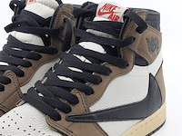 Paar sneakers, maat 40 1/2, nike, air jordan cd4487-100 - afbeelding 15 van  21