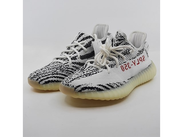 Paar sneakers, maat 40, adidas yeezy, cp9654 - afbeelding 1 van  11
