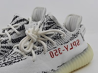 Paar sneakers, maat 40, adidas yeezy, cp9654 - afbeelding 5 van  11