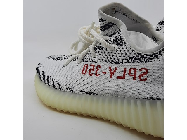 Paar sneakers, maat 40, adidas yeezy, cp9654 - afbeelding 9 van  11