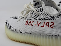 Paar sneakers, maat 40, adidas yeezy, cp9654 - afbeelding 9 van  11