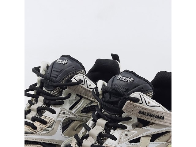 Paar sneakers, maat 40, balenciaga, 568614 - afbeelding 5 van  10