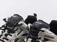 Paar sneakers, maat 40, balenciaga, 568614 - afbeelding 5 van  10