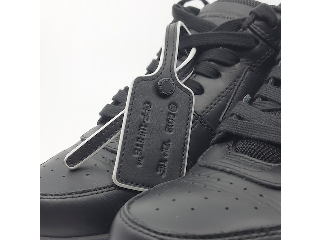 Paar sneakers, maat 40, off-white, "for walking" - afbeelding 9 van  13