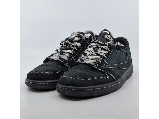 Paar sneakers, maat 41, air jordan x travis scott, dm7866-001 - afbeelding 1 van  11