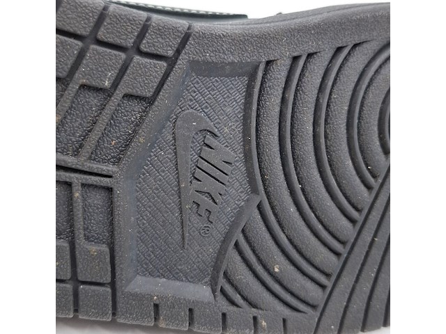 Paar sneakers, maat 41, air jordan x travis scott, dm7866-001 - afbeelding 10 van  11