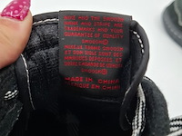 Paar sneakers, maat 41, air jordan x travis scott, dm7866-001 - afbeelding 11 van  11