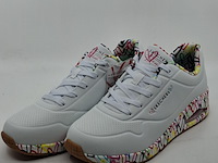 Paar sneakers, maat 41, skechers, uno - loving love 155506 - afbeelding 1 van  11