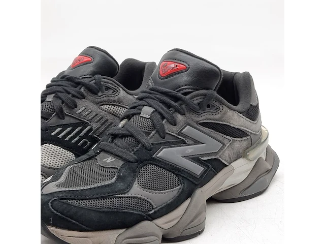 Paar sneakers, maat 41,5, new balance, u9060blk - afbeelding 4 van  10