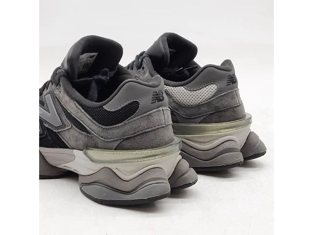 Paar sneakers, maat 41,5, new balance, u9060blk - afbeelding 7 van  10