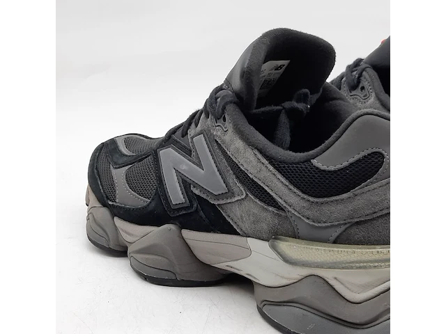 Paar sneakers, maat 41,5, new balance, u9060blk - afbeelding 8 van  10