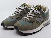 Paar sneakers, maat 42 1/2, new balance x stone island, u574lgst - afbeelding 1 van  12
