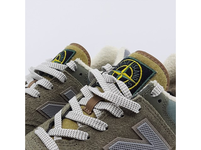 Paar sneakers, maat 42 1/2, new balance x stone island, u574lgst - afbeelding 7 van  12